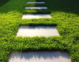 If you are looking for trittplatten garten you've come to the right place. Trittplatten Im Rasen Garten Garten Landschaftsbau Gartendesign Ideen