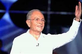 Buscan' a Raúl Velasco para bioserie de Chente