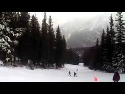 Skifahren In Den Kanadischen Rockies Skifahren Rocky Hundeschlitten