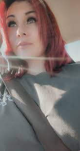 Tara Cherney's Instagram, Twitter & Facebook