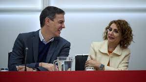 Para Montero todo es mentira: los ERE eran "noticias falsas" y lo del  hermano de Sánchez es un "bulo"