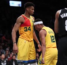 Giannis antetokounmpo player stats 2021. The Height Difference Is Uncanny Mkebucks