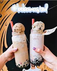 Are These Real Where Can I Get These My Sweet Tooth Is Throbbing Just Looking At This Bubbletea Bubble Milk Tea Bubble Tea Boba Bubble Tea