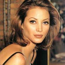 Christy Nicole Turlington Burns Amber Hair Short Hair Inspo Vintage Bob Hairstyle