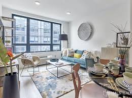 Our spacious one bedroom apartments with den offer a fully equipped kitchen with a dishwasher, extra storage closets which include a kitchen pantry. 74 Maple Street 303 Jersey City New Jersey 2 160 Id 20157276 Brown Harris Stevens Luxury Real Estate