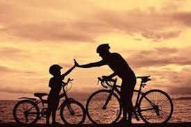 Resultado de imagem para Pai e filho amigos