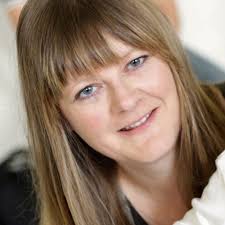 Amanda Hemmings Graphic Designer