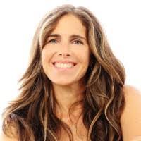 Amy Mckelvey's Instagram, Twitter & Facebook