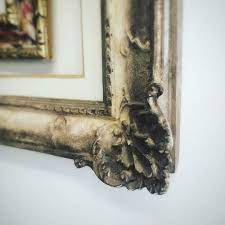 Particolare Cornice Boldini Patina E Oro Una Cornice Che Esalta I Colori Del Dipinto Ateliercornici Cornici Cornicia Candle Sconces Wall Lights Instagram