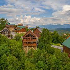 Welcome to the official facebook page of dollywood! Dollywood