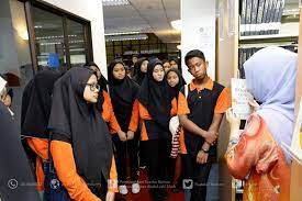 Kv merupakan institusi pengajian yang menerapkan pembelajaran. Kolej Vokasional Kuala Kangsar Upsi Perpustakaan Tuanku Bainun