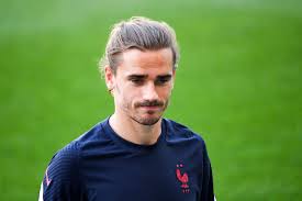 Champion du monde et parrain de l'association un rien c'est tout. Antoine Griezmann Closing In On Atletico Madrid Return Get French Football News