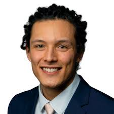 Thomas Hennelly's Instagram, Twitter & Facebook