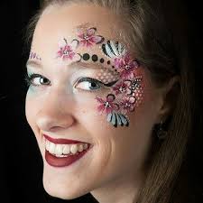 Pin van Lulu op Make-up