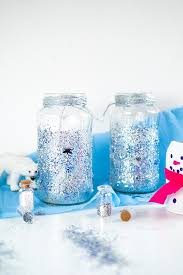 Basteln Mit Kindern Im Winter Kreative Mal Und Bastelideen In 2020 Basteln Mit Kindern Winter Basteln Mit Kindern Bastelideen