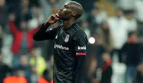 Atiba hutchinson (1983 8 şubat doğumlu), kanadalı profesyonel futbol takımında oynayan oyuncu beşiktaş ve kanadalı milli. Atiba Ya Yapilan Teklif Belli Oldu Ajansspor Com