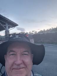 Today, May 5th, marks 1 year to the day I began my pilgrim walk from SJPDP  to Santiago. That's me (with the floppy hat) at dawn outside the market at  SJPDP &