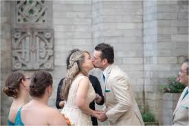 It is located on a large area of land on a beautiful rural setting and comes with farm animals, a barn, hay sheds, country buildings, a historic house and a modern barn reception venue. Maitland Art Center Wedding The Canovas Photography