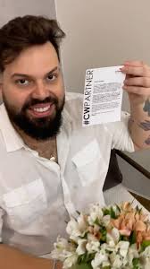 É com imenso prazer que anuncio minha nova jornada como parte da incrível  @crownusprofessional . Esse é um novo começo na minha carreira e tenho a  certeza de que será uma trajetória repleta de ...