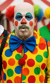 Hmmm somethings still missing from this thank you message from this asshole  but I can't quite put my finger