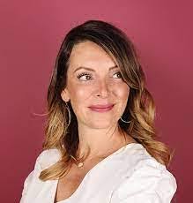 Lacey Albright's Instagram, Twitter & Facebook