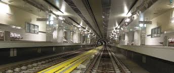 Επιπρόσθετα έχει θύρες επί των αποβαθρών, ασύρματο σύστημα σηματοδότησης τύπου ctbc, εξελιγμένα συστήματα εξοικονόμησης. Paratash Ews Tis 17 Ioylioy Gia Th Grammh 4 Toy Metro Nea Selida