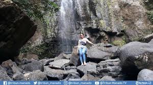 Cari dan bandingkan harga tiket pesawat yang kamu inginkan. Tunan Waterfall Tempat Rekreasi Tepat Di Akhir Pekan Tribun Manado