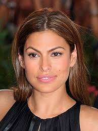 The stunning actress shows off a variety of cakes an donuts from the store and finishes a plate of cake. Eva Mendes Wikipedia
