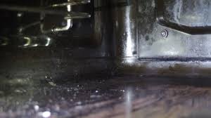 Backofen Reinigen Mit Glaskeramikfeldreiniger Backofen Reinigen Backofen Reinigen Hausmittel Herd Reinigen