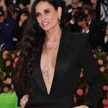 Check spelling or type a new query. These 21 Long Hairstyles Look Especially Stunning On Women Over 50
