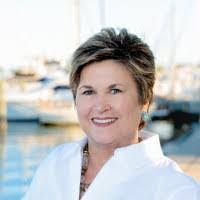 Donna Whitty's Instagram, Twitter & Facebook