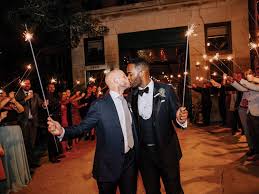 How much does a good suit cost. The Average Cost Of A Wedding According To Real Data