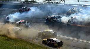 The caution laps counting seems kind of right but so wrong. Analysis How Avoiding Big One Shapes Dega Strategy Nascar Com
