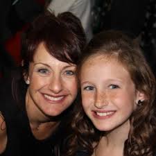 Laura Goldstein (@goldy925)