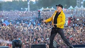 Listen to vasco modena park by vasco rossi on deezer. Il Ritorno Di Modena Park La Tempesta Perfetta Di Vasco Rossi Su Rai Uno Gazzetta Di Modena Modena