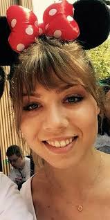 News to discuss jennette mccurdy's decision to not take part in the series, and how sam's character status will be addressed on screen. Jennette Mccurdy Jeannette Mccurdy Jennette Mccurdy Miranda Cosgrove