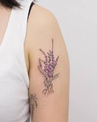 Dareum Darm Tattoo On Instagram Heather Flower For Heather Studio My O So Dareum Darm Flower Heather Instag Heather Flower Tattoos Scottish Tattoos