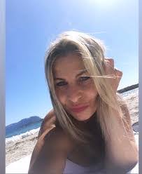 Lisa Marinaro's Instagram, Twitter & Facebook