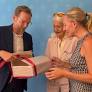 Estrogen Medication Shortages Emerge as Key Election Issue in Sweden