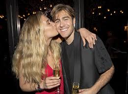 Se flere idéer til mennesker, forhold. Benjamin Ingrosso Erkanner Darfor Tog Det Slut Med Linnea