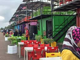 Wajib cuba jika berkunjung di batu pahat johor! Port Lepak Makan Santai Di Sungai Lurus Senggarang