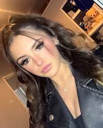 ✨𝐿𝑒𝒶𝒽 𝑀𝒶𝓇𝒾𝑒 𝐹𝓇𝒾𝓉𝒽 ✨ (@leahx2002x) • Instagram photos and  videos