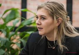 Sarah De Bie overladen met reacties nadat ze foto deelt van haar gezin