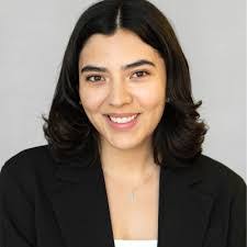 Gilbert Becerra's Instagram, Twitter & Facebook