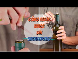 Internacional, una, cursos, multimedia, curso. Como Abrir Una Botella De Vino Sin Sacacorchos