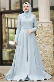 Celana kulot warna navy blue dengan atasan warna earthy. 10 Inspirasi Warna Jilbab Yang Cocok Untuk Baju Warna Biru