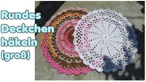 Je höher man kommt, desto weniger maschen hat man auf der nadel. Rundes Deckchen Hakeln Gross Erweiterung Youtube