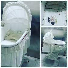 for sale baby bed good condation price 10 bd للبيع سرير اطفال متحرك بحالة جدا ممتازة السعر 10 bd tel 33770050 furniture home decor bed