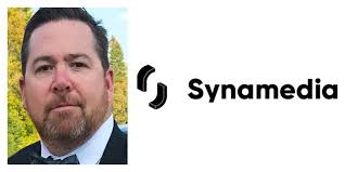 Justin Caple's Instagram, Twitter & Facebook