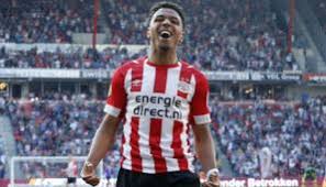 Donyell malen's style of play. Donyell Malen Von Psv Eindhoven Als Sancho Ersatz Zum Bvb Keine Halben Sachen Auf Der Karriereleiter